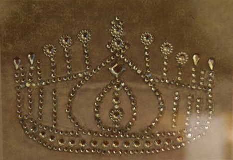 Miss Hong Kong Winner 1975<br />
香港小姐冠军